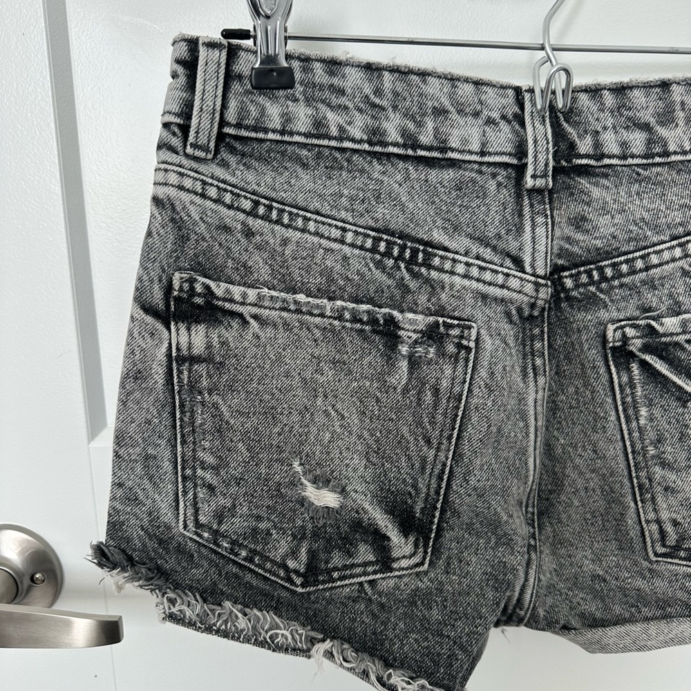 Zara Grey Jean Shorts - Size 2 - Picture 6 of 7